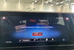 valkoinen Mercedes-Benz GLA 2023 kuva 25.