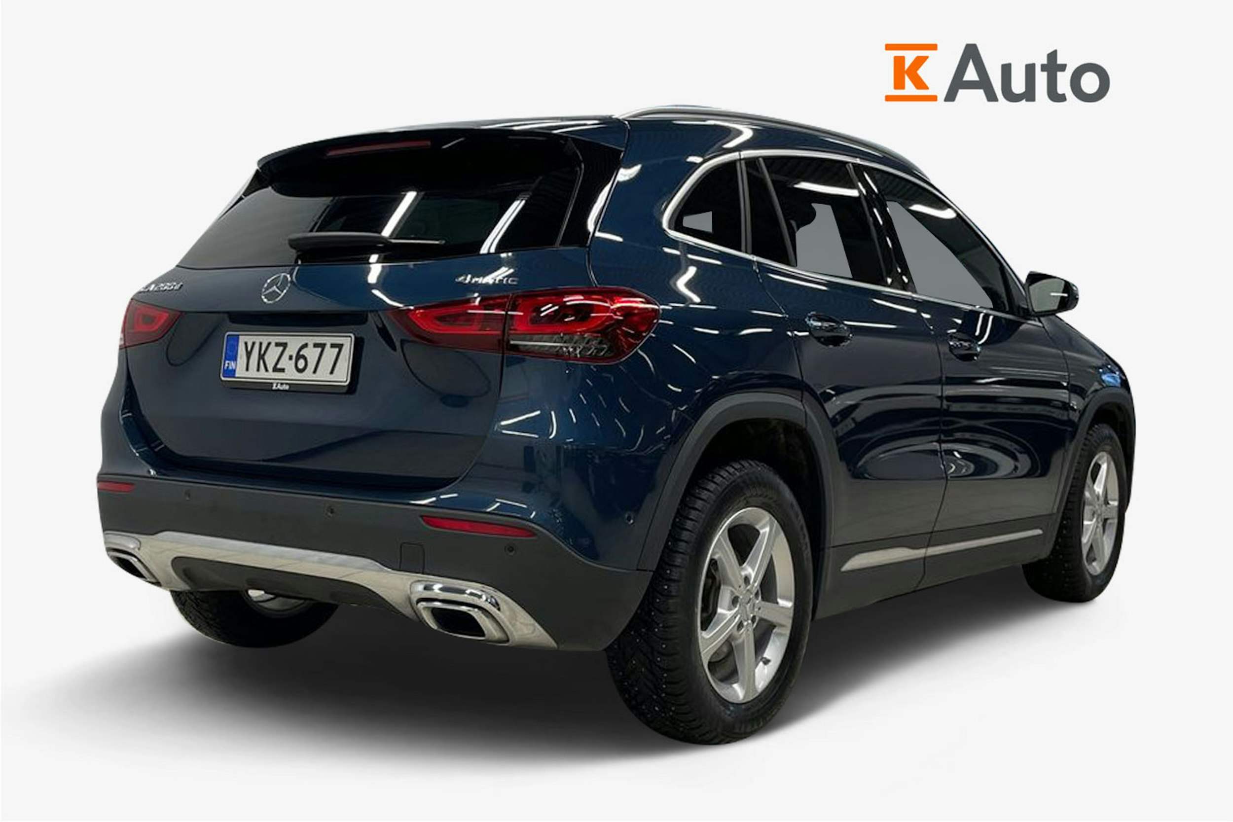 Sininen Mercedes-Benz GLA 2023 kuva 2.