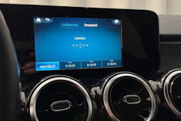 musta Mercedes-Benz GLB 2020 kuva 26.