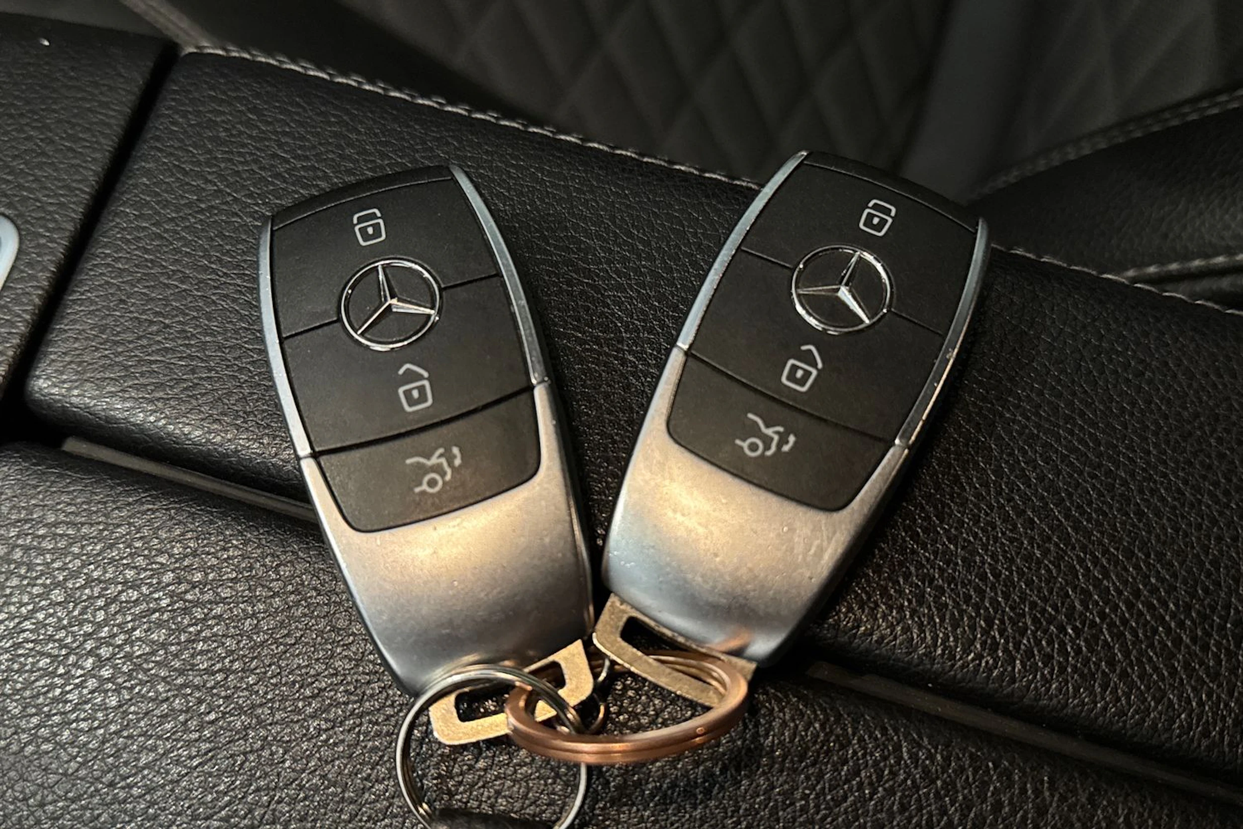 musta Mercedes-Benz GLB 2020 kuva 29.