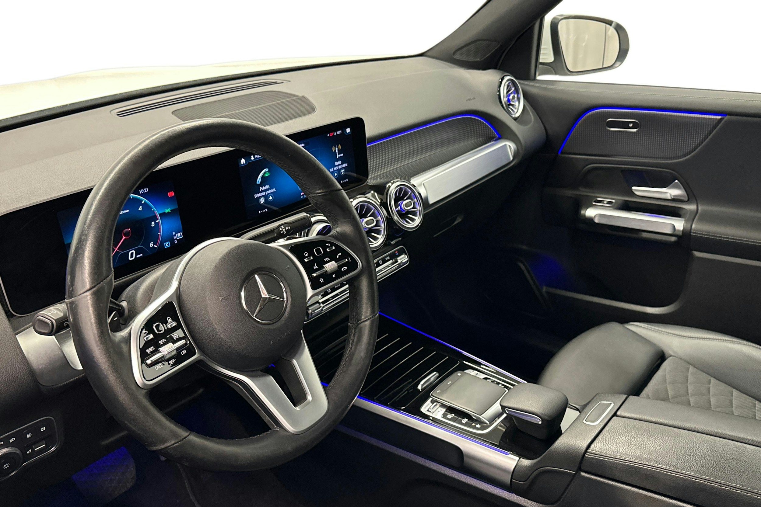 valkoinen Mercedes-Benz GLB 2020 kuva 7.