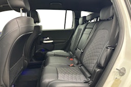 valkoinen Mercedes-Benz GLB 2020 kuva 11.