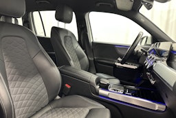 valkoinen Mercedes-Benz GLB 2020 kuva 15.