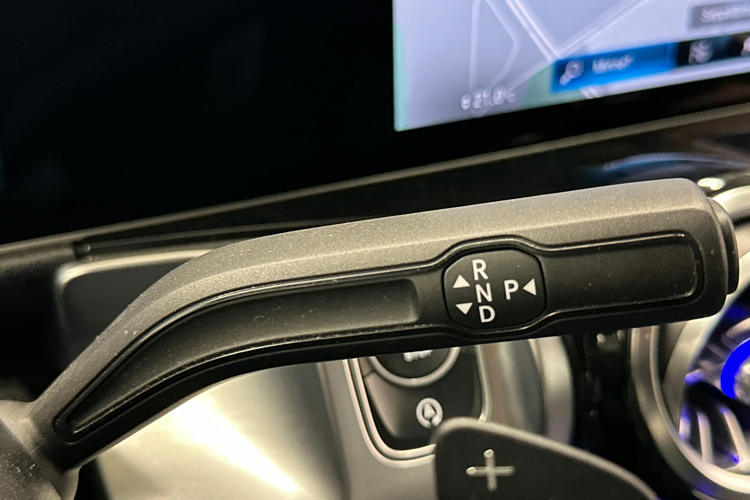 valkoinen Mercedes-Benz GLB 2020 kuva 23.