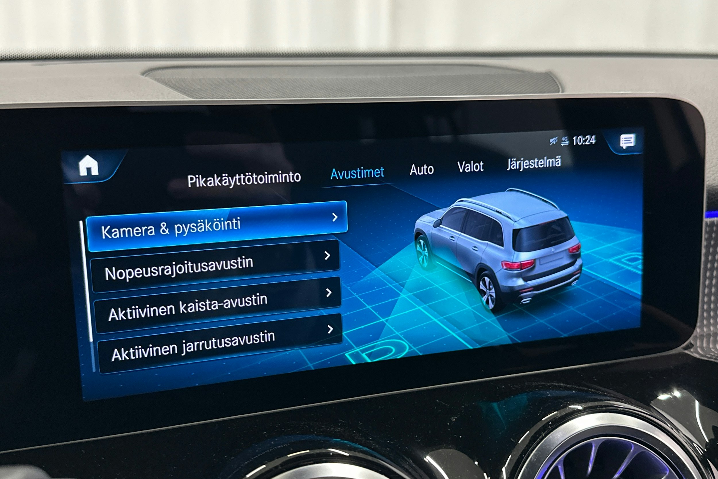 valkoinen Mercedes-Benz GLB 2020 kuva 24.