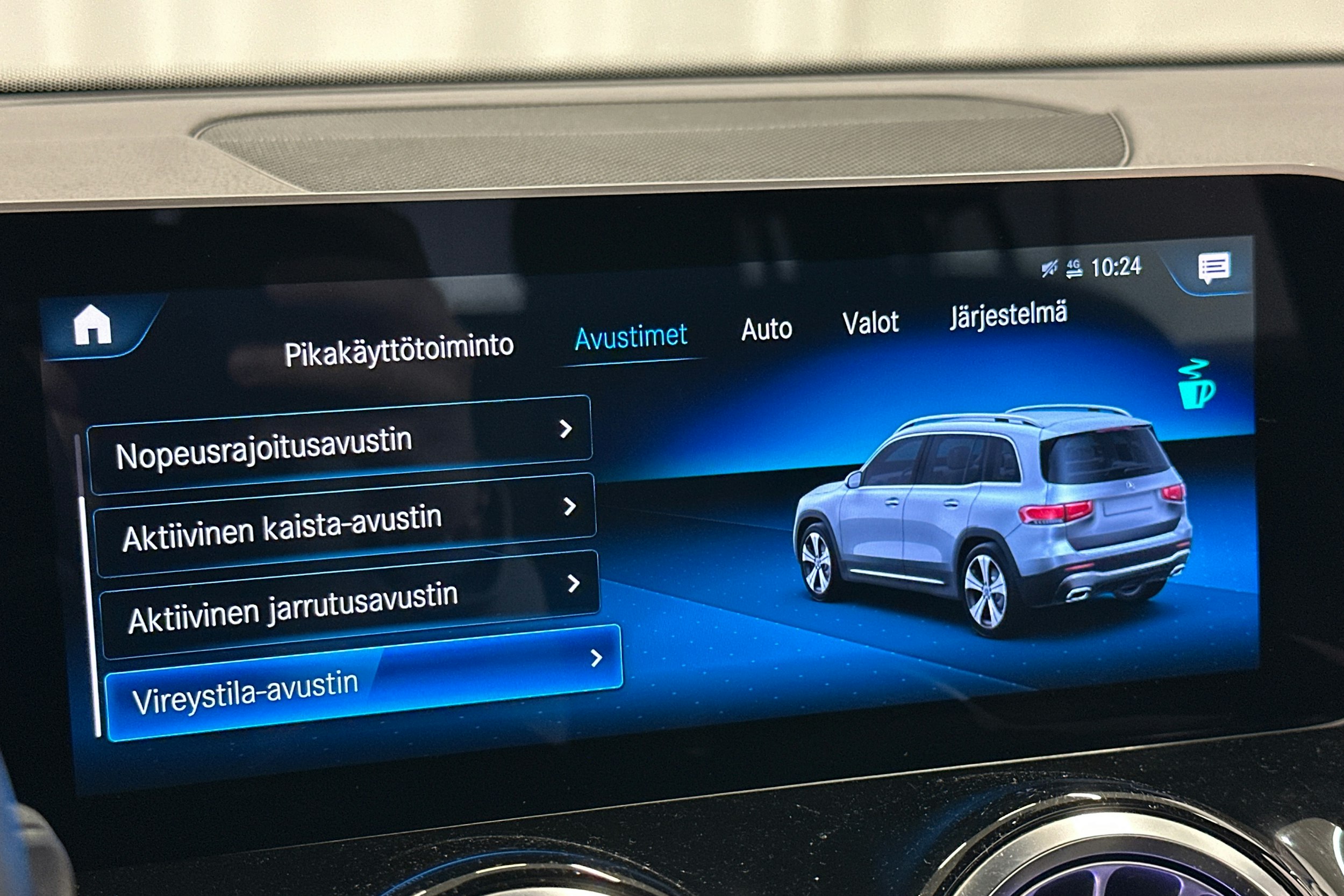 valkoinen Mercedes-Benz GLB 2020 kuva 25.