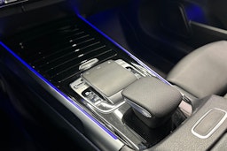 valkoinen Mercedes-Benz GLB 2020 kuva 28.