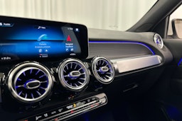 valkoinen Mercedes-Benz GLB 2020 kuva 30.