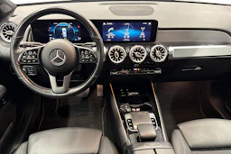 harmaa Mercedes-Benz GLB 2020 kuva 9.