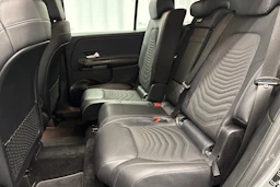 harmaa Mercedes-Benz GLB 2020 kuva 16.