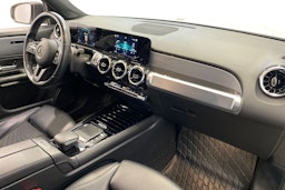 valkoinen Mercedes-Benz GLB 2020 kuva 10.