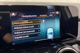 valkoinen Mercedes-Benz GLB 2020 kuva 23.