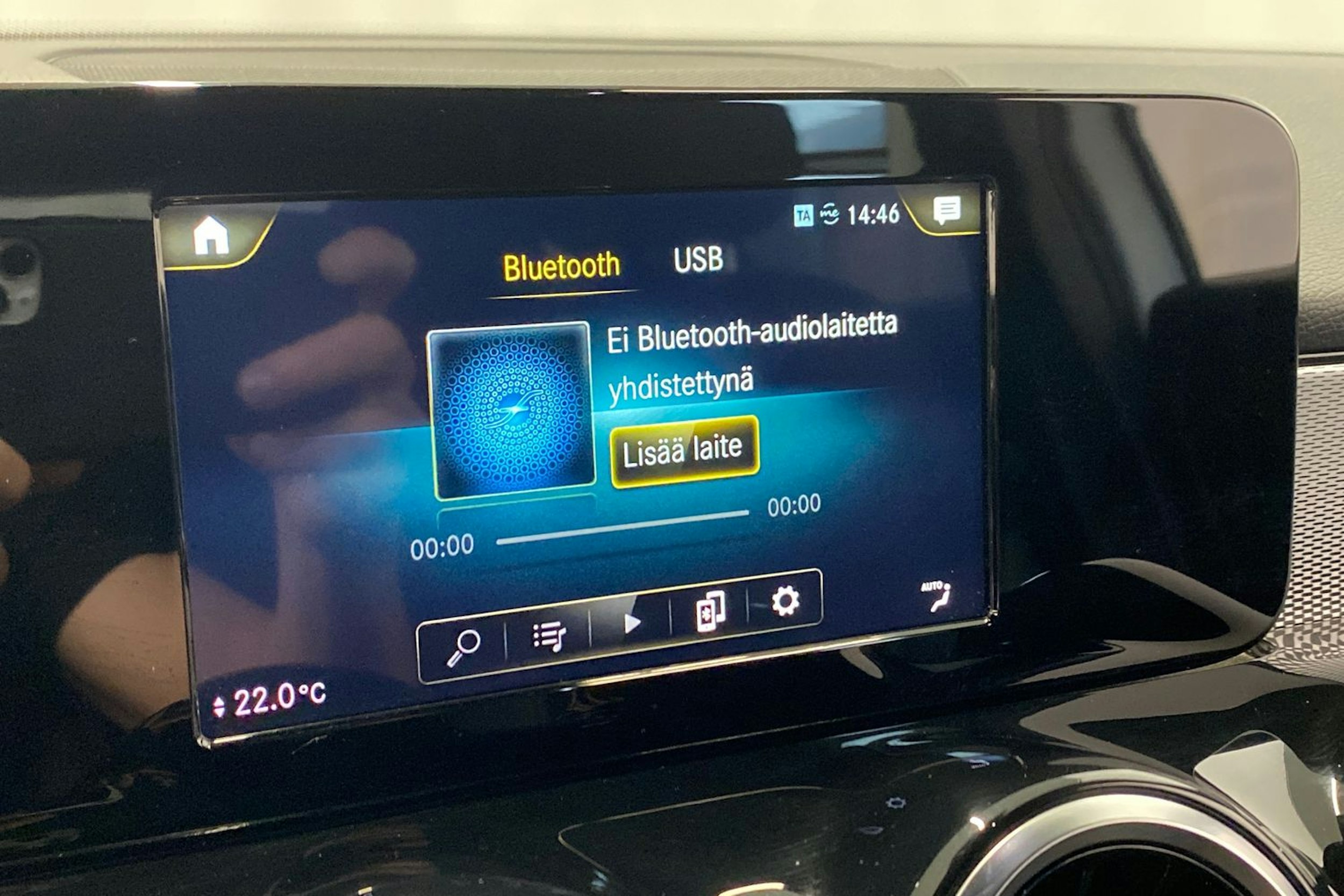 valkoinen Mercedes-Benz GLB 2020 kuva 24.