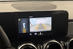 musta Mercedes-Benz GLB 2021 kuva 20.
