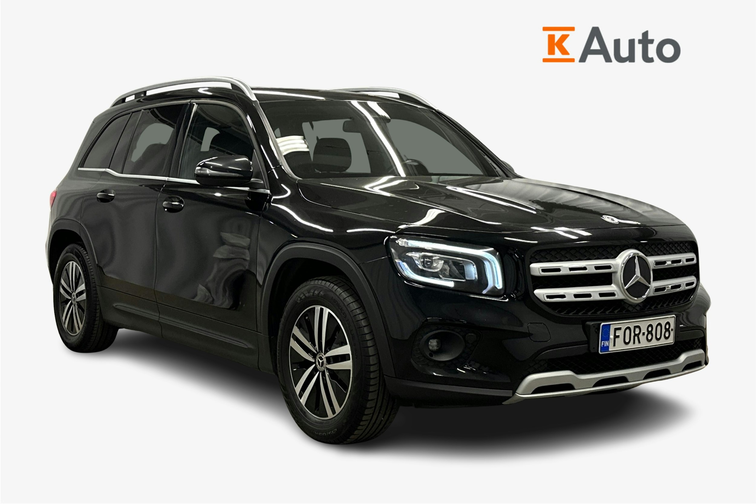 musta Mercedes-Benz GLB 2021 kuva 1.
