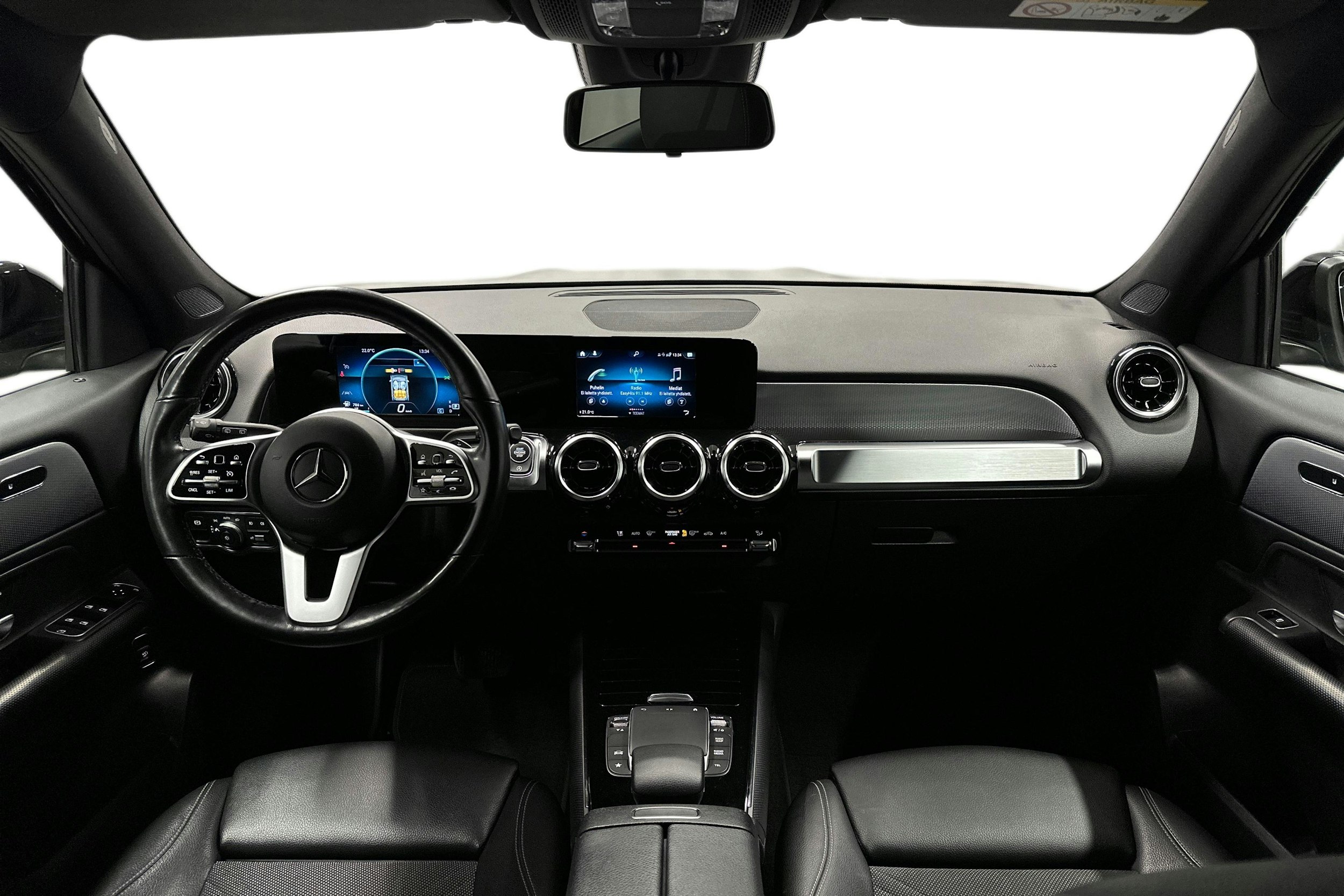 musta Mercedes-Benz GLB 2021 kuva 9.