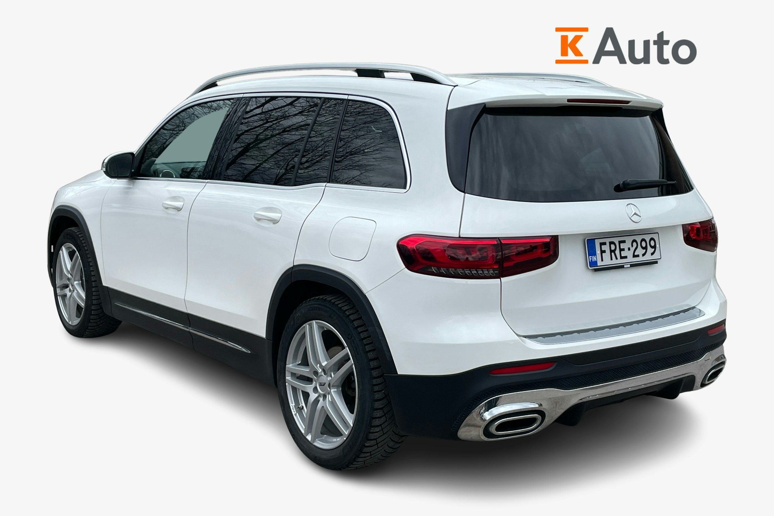 valkoinen Mercedes-Benz GLB 2021 kuva 2.