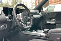valkoinen Mercedes-Benz GLB 2021 kuva 3.