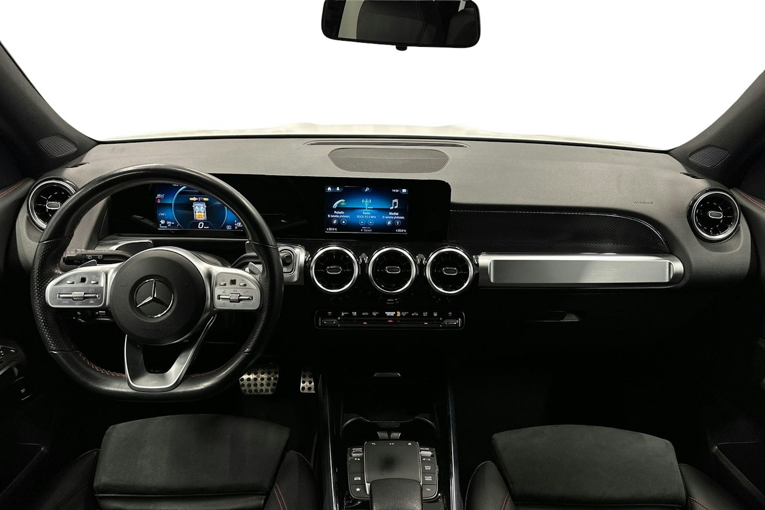 valkoinen Mercedes-Benz GLB 2021 kuva 9.