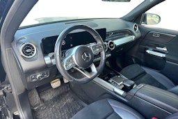 musta Mercedes-Benz GLB 2021 kuva 3.
