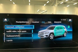 musta Mercedes-Benz GLB 2021 kuva 29.
