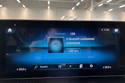 musta Mercedes-Benz GLB 2021 kuva 31.