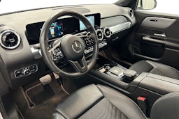 valkoinen Mercedes-Benz GLB 2021 kuva 7.