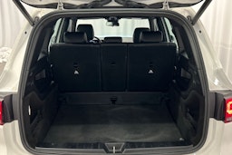valkoinen Mercedes-Benz GLB 2021 kuva 14.