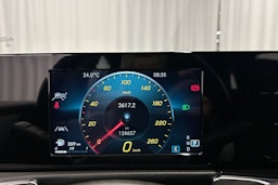 valkoinen Mercedes-Benz GLB 2021 kuva 19.