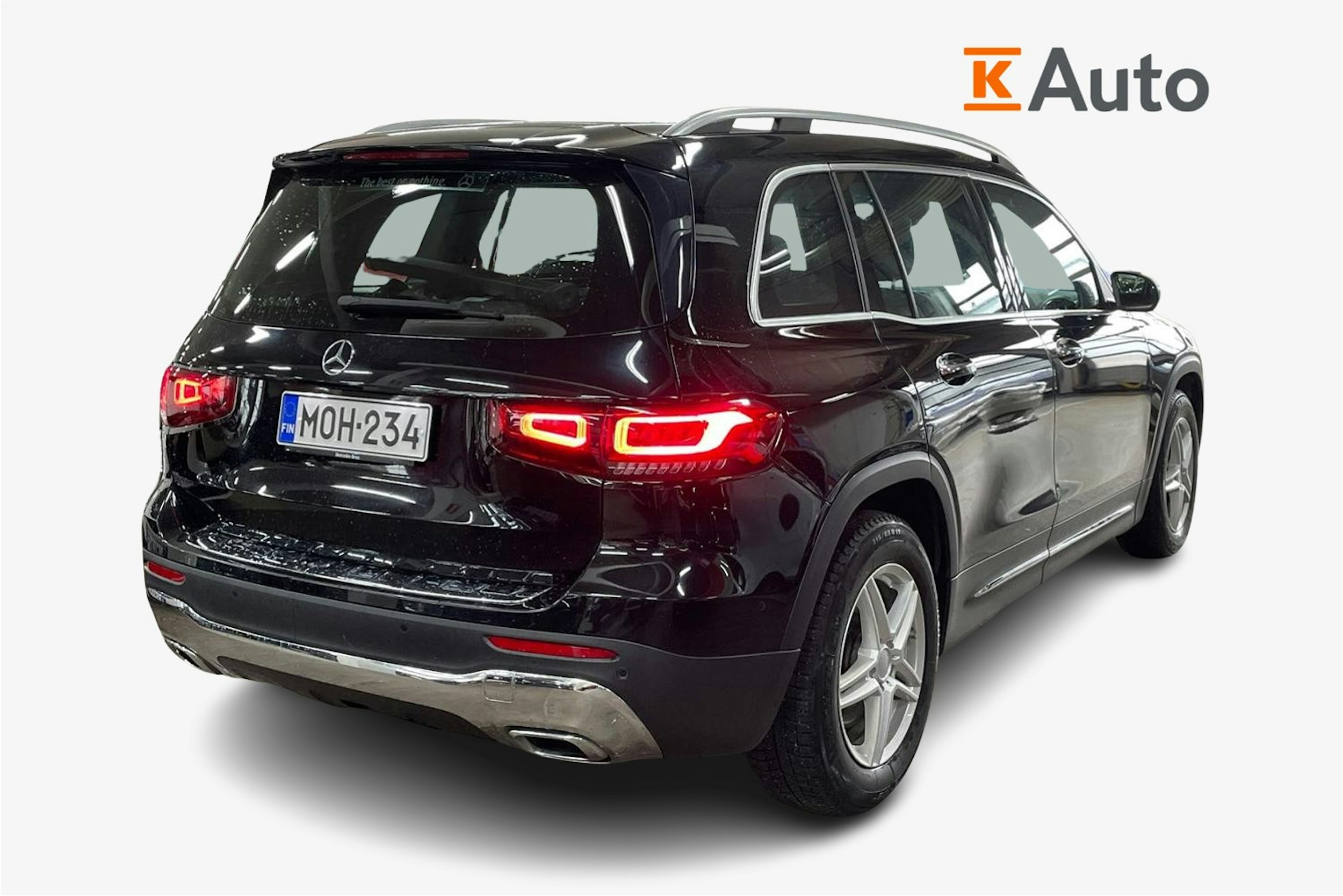 Musta Mercedes-Benz GLB 2022 kuva 2.