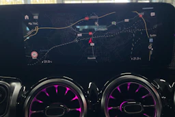 Musta Mercedes-Benz GLB 2022 kuva 21.