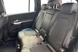 Harmaa Mercedes-Benz GLB 2022 kuva 11.
