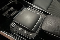 musta Mercedes-Benz GLB 2022 kuva 29.