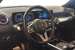 musta Mercedes-Benz GLB 2023 kuva 3.