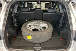 harmaa Mercedes-Benz GLB 2023 kuva 15.
