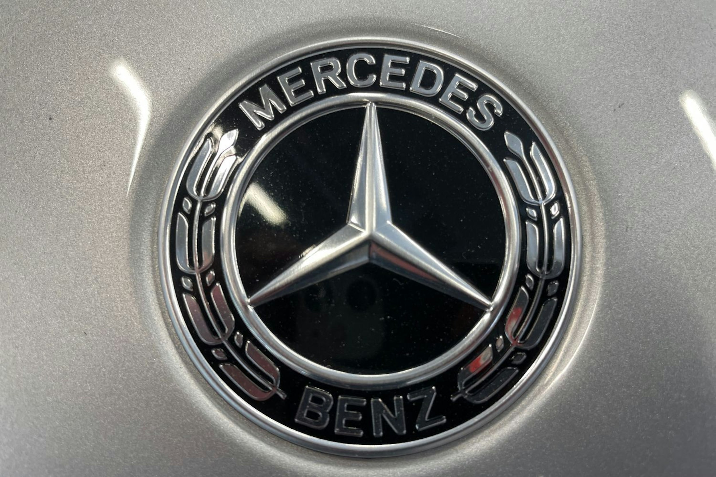 harmaa Mercedes-Benz GLB 2023 kuva 33.