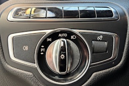harmaa Mercedes-Benz GLC 2015 kuva 12.