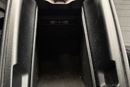 harmaa Mercedes-Benz GLC 2015 kuva 26.