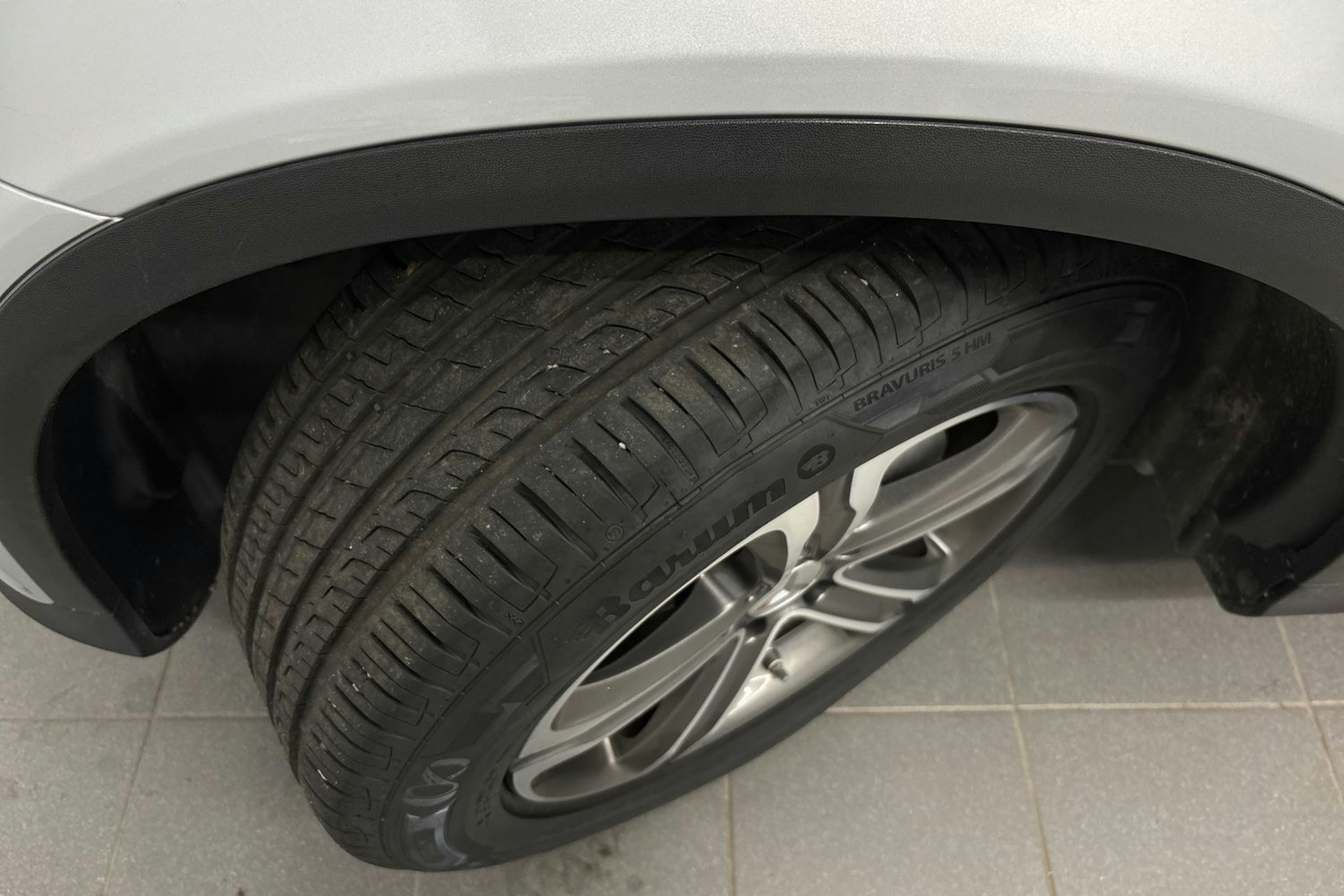 harmaa Mercedes-Benz GLC 2015 kuva 13.