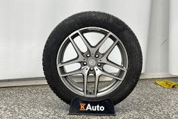 musta Mercedes-Benz GLC 2016 kuva 40.