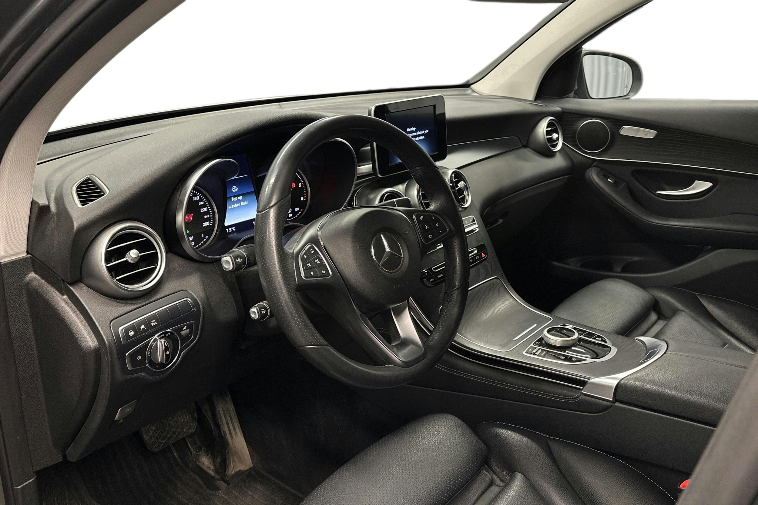 harmaa Mercedes-Benz GLC 2016 kuva 7.