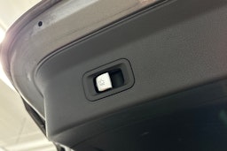 harmaa Mercedes-Benz GLC 2016 kuva 16.