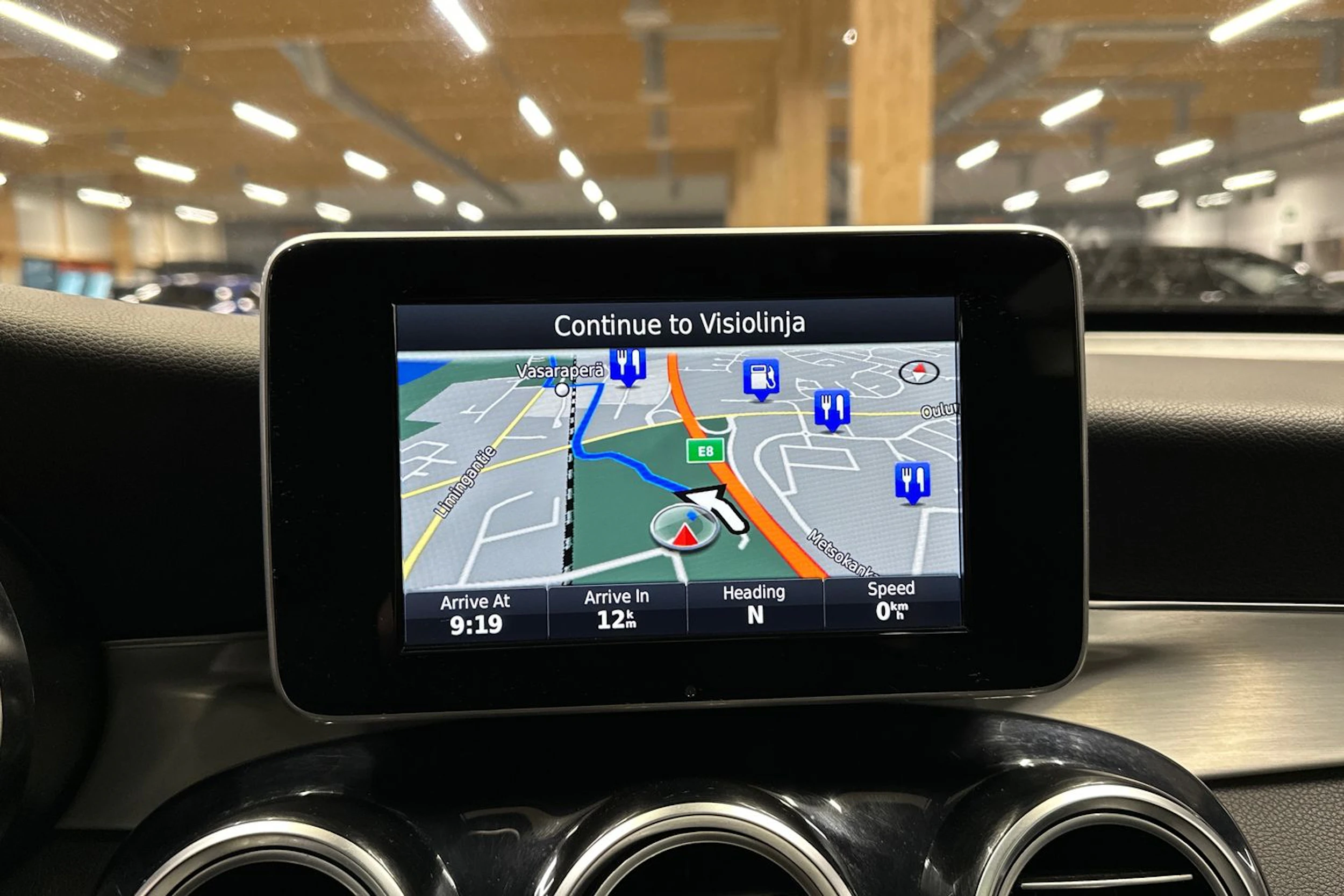 harmaa Mercedes-Benz GLC 2016 kuva 15.