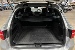 harmaa Mercedes-Benz GLC 2016 kuva 24.