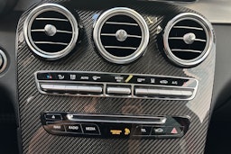 harmaa Mercedes-Benz GLC 2016 kuva 26.