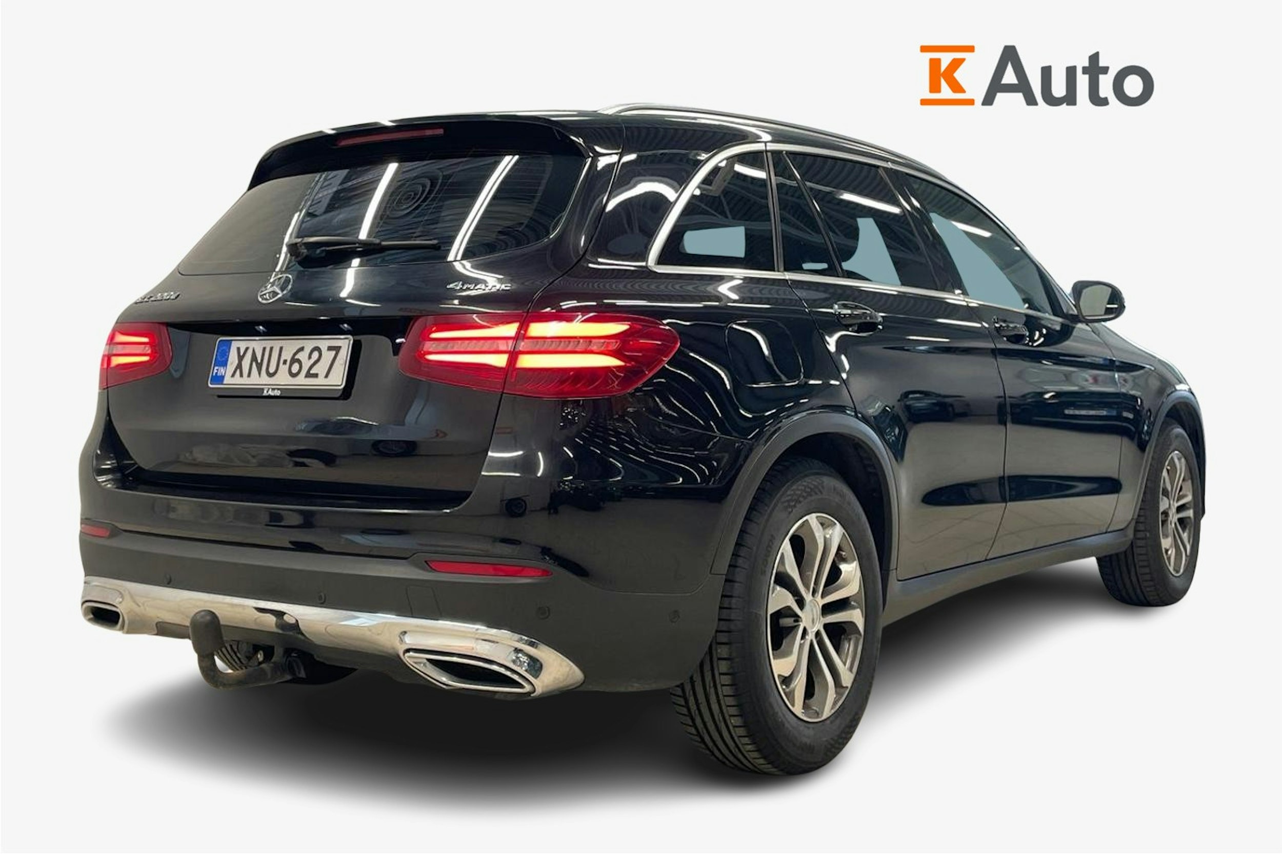 Musta Mercedes-Benz GLC 2016 kuva 2.
