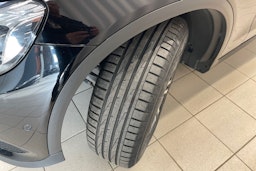 Musta Mercedes-Benz GLC 2016 kuva 13.