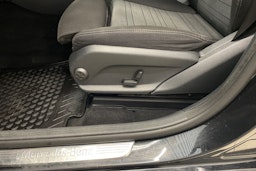 Musta Mercedes-Benz GLC 2016 kuva 19.