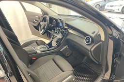 Musta Mercedes-Benz GLC 2016 kuva 25.
