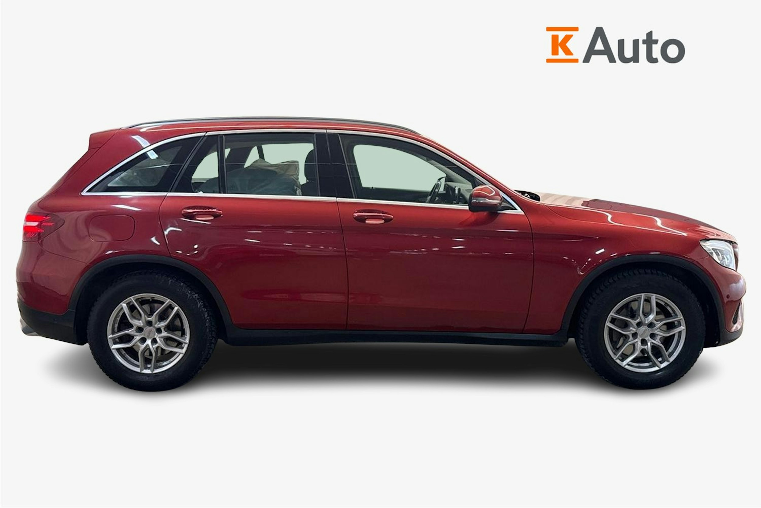 Punainen Mercedes-Benz GLC 2016 kuva 5.